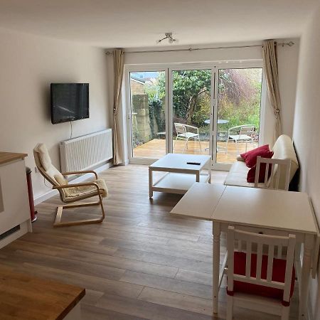 Adorable One-Bedroom Flat With Patio Garden. Southwick (West Sussex) Exterior foto