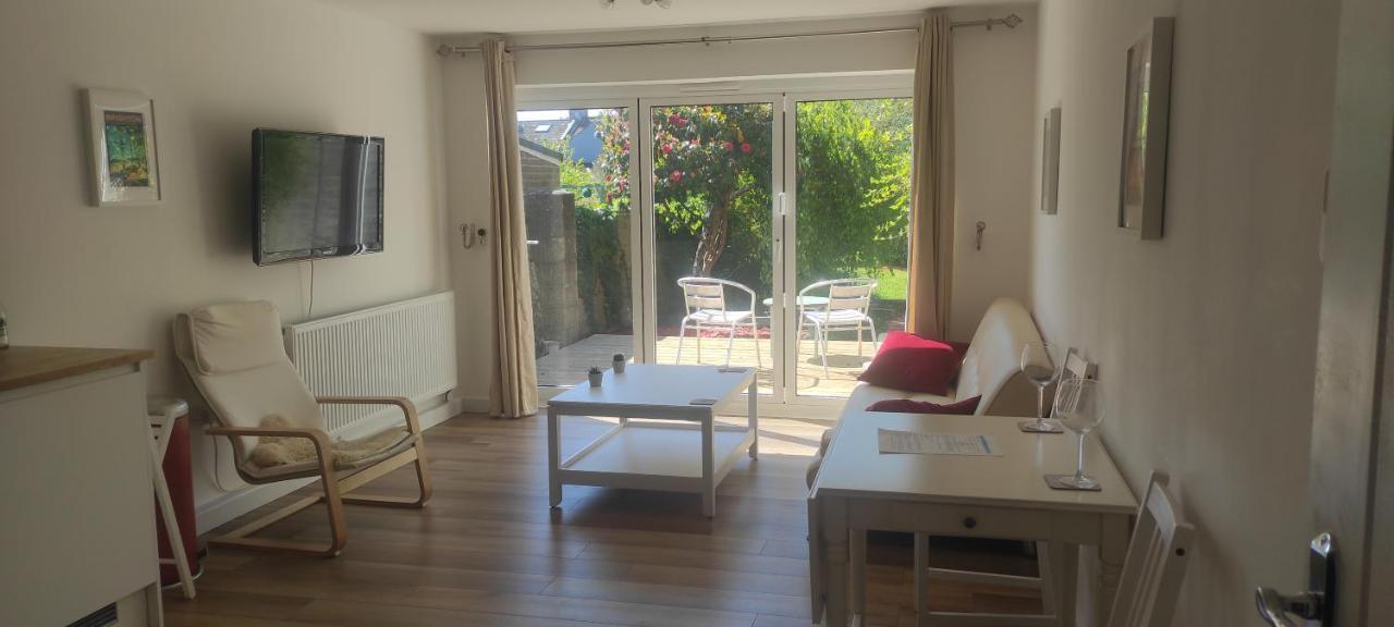 Adorable One-Bedroom Flat With Patio Garden. Southwick (West Sussex) Exterior foto